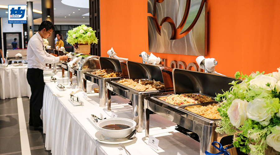 TIỆC BUFFET NGOÀI TRỜI 1000 KHÁCH TẠI TDG CENTER